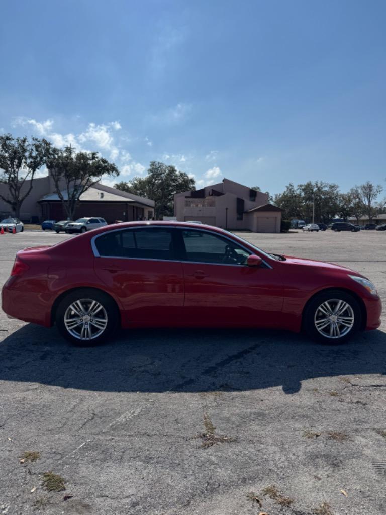 2011 INFINITI G Sedan 37 Journey's photo