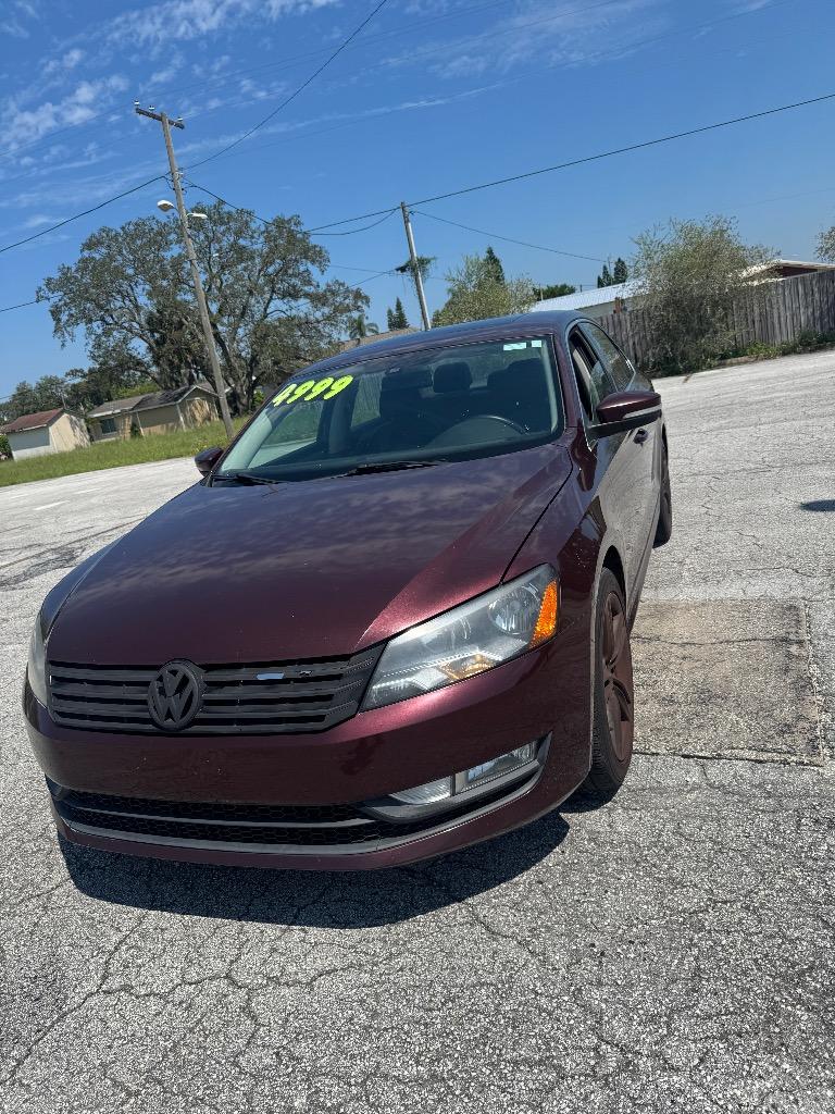 2013 Volkswagen Passat SE