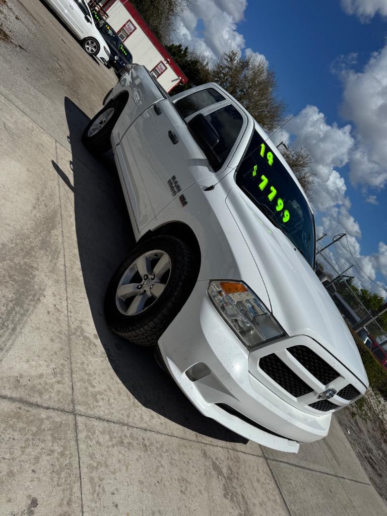 2014 RAM 1500 Tradesman 4x4 Crew Cab's photo