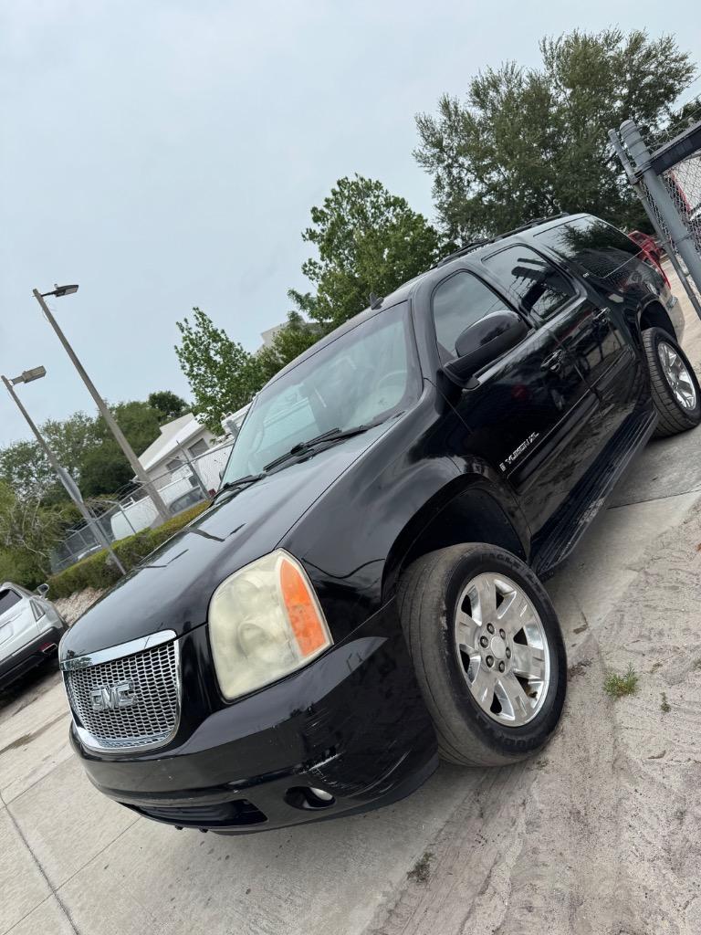 2008 GMC Yukon's photo